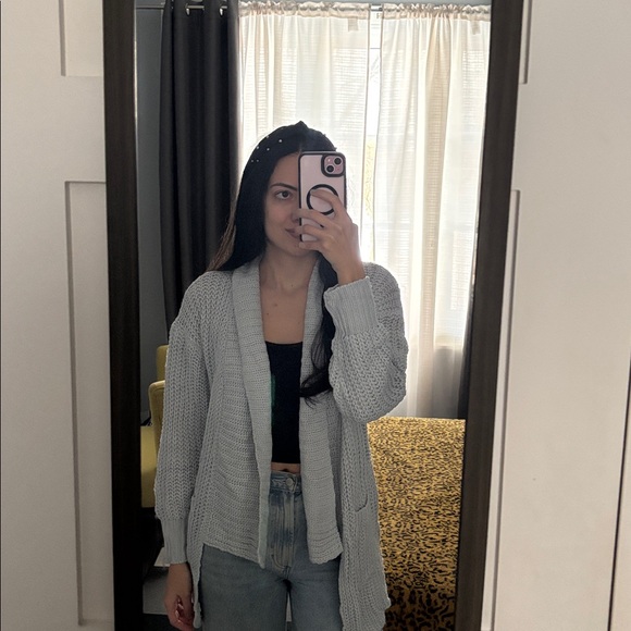 NEW Cardigan🩵💫 - Picture 4 of 9